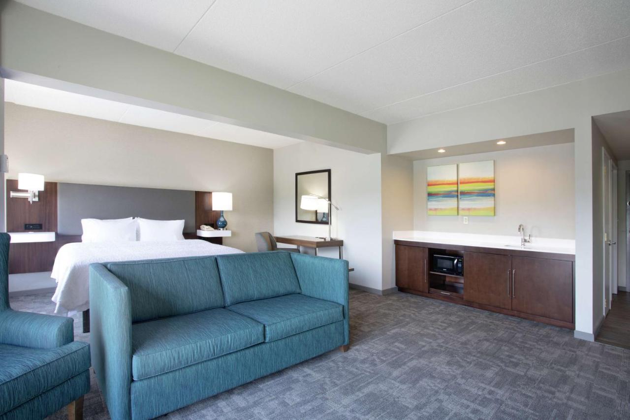 | Hampton Inn Bedford