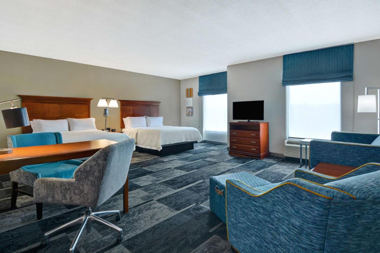 | Hampton Inn & Suites Birmingham-Hoover-Galleria