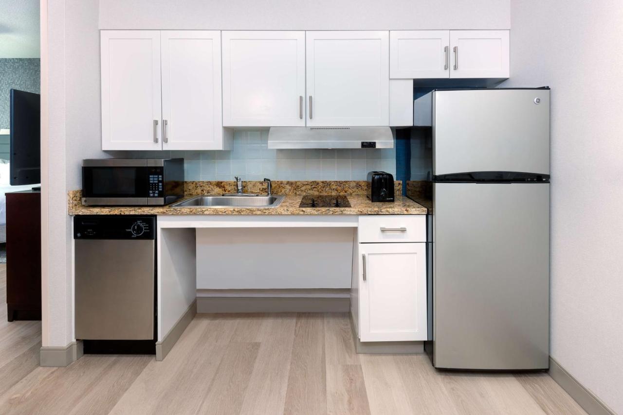 | Homewood Suites by Hilton Boston/Canton, MA