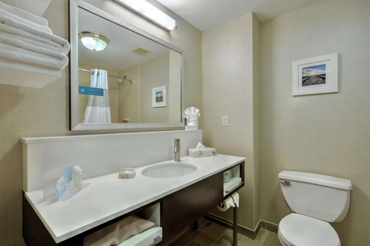 Queen Room with Two Queen Beds - Non-Smoking at Hampton Inn Batavia