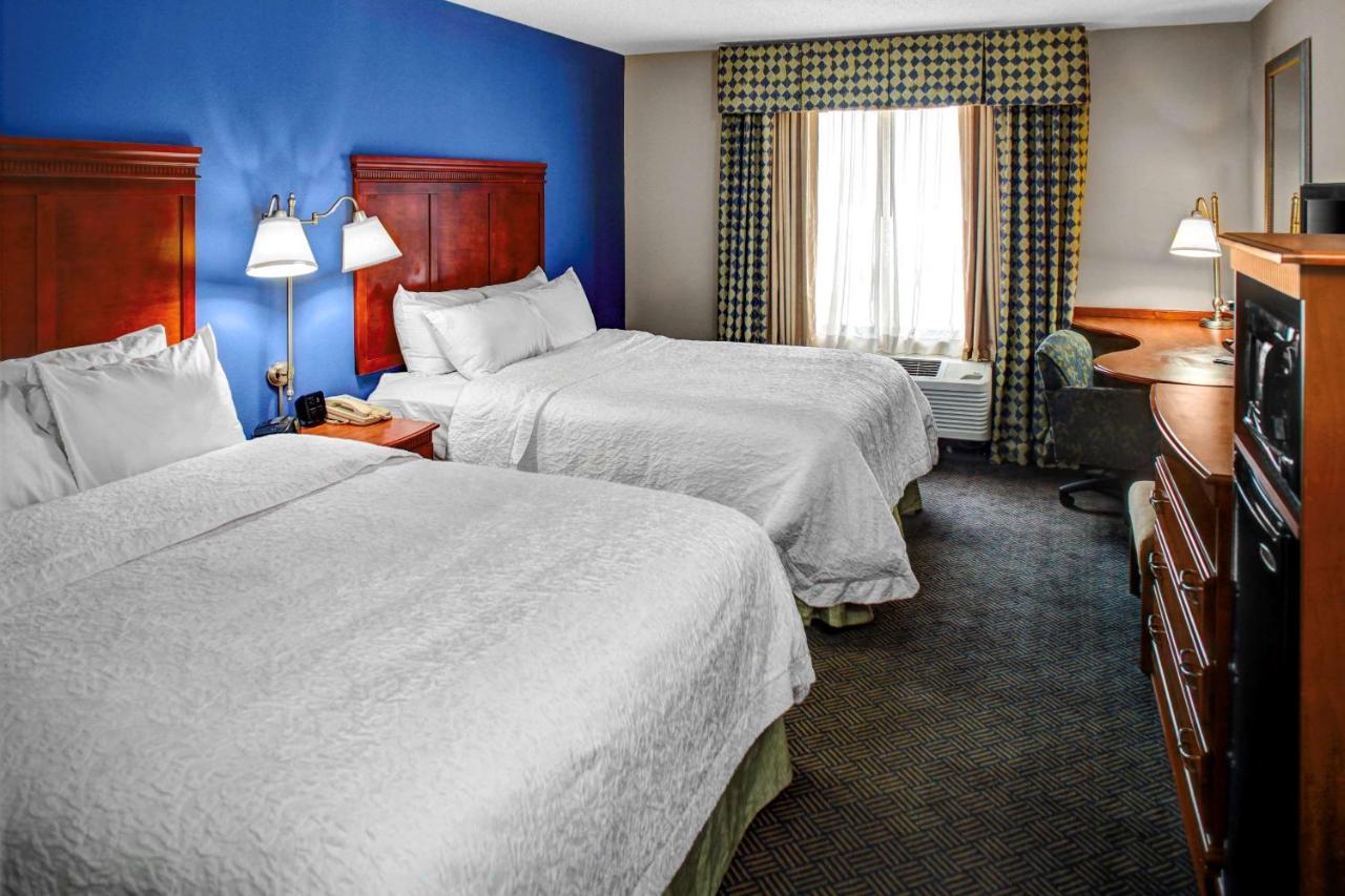 Queen Room with Two Queen Beds - Non-Smoking at Hampton Inn Coldwater