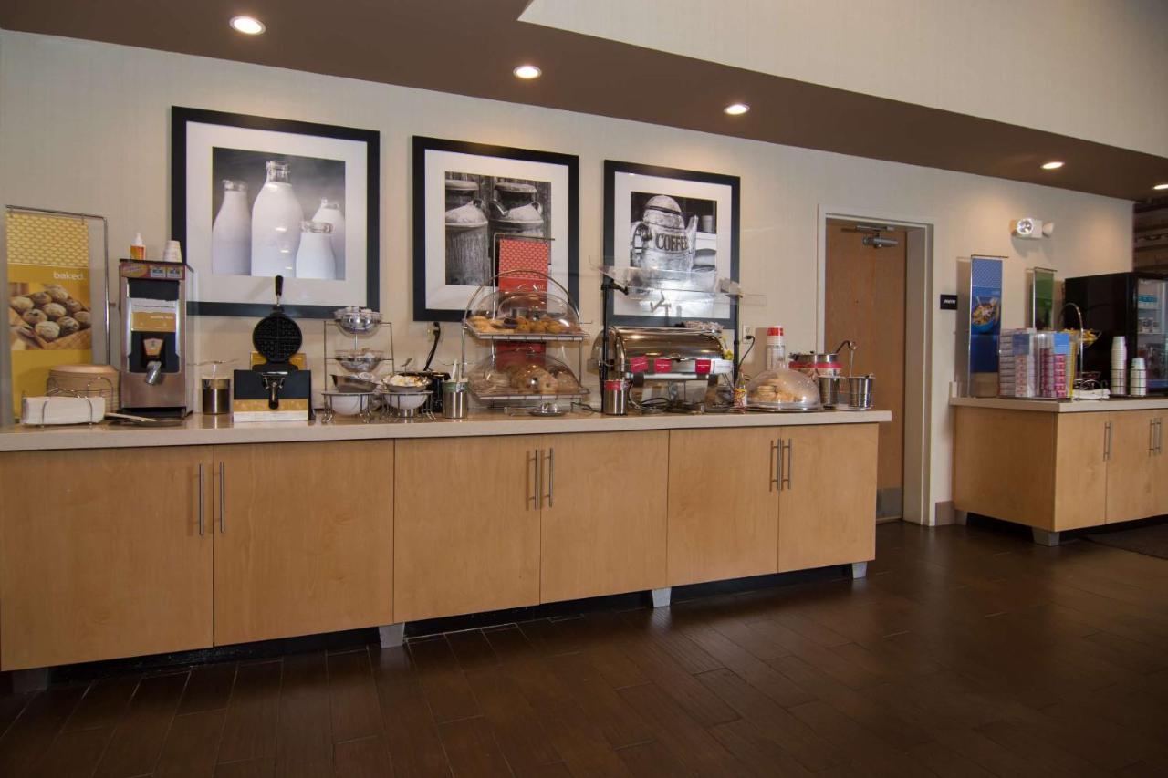 | Hampton Inn Brevard