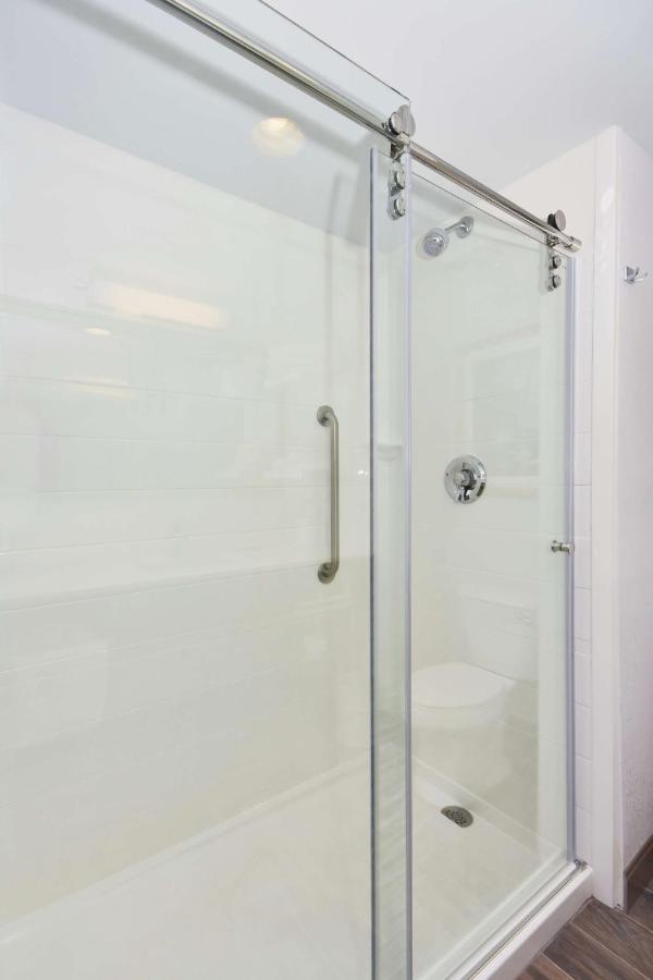 | Hampton Inn Brevard