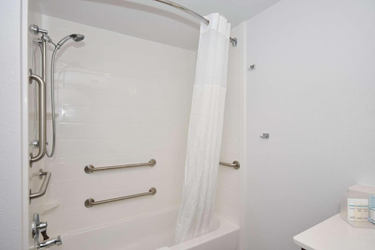 | Hampton Inn Brevard