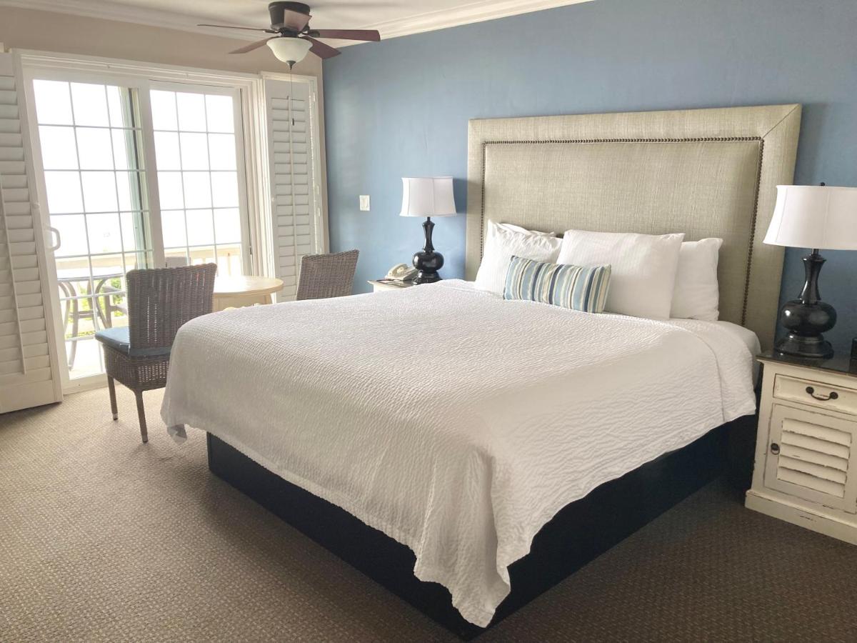 King Room Ocean View with Patio at Sand Pebbles Inn