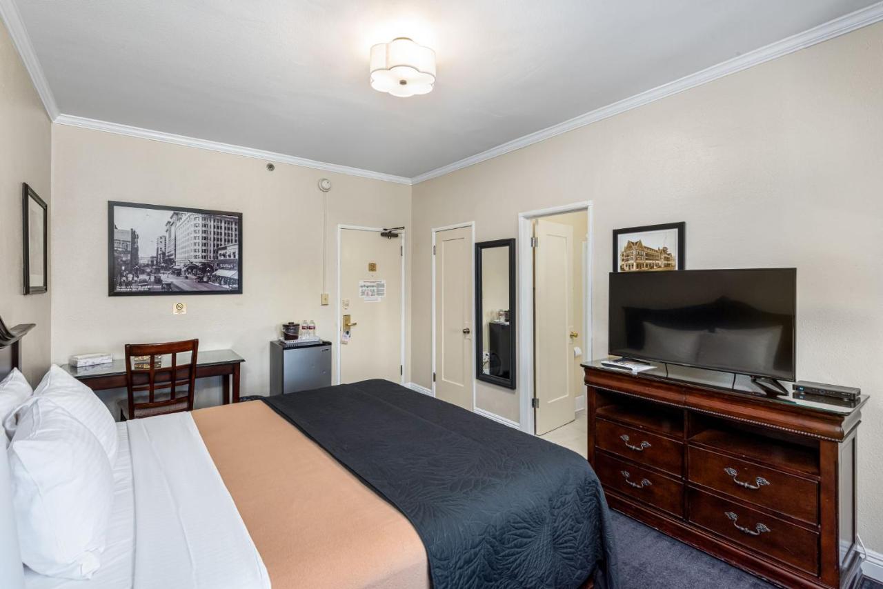 King Room at Hollywood Historic Hotel