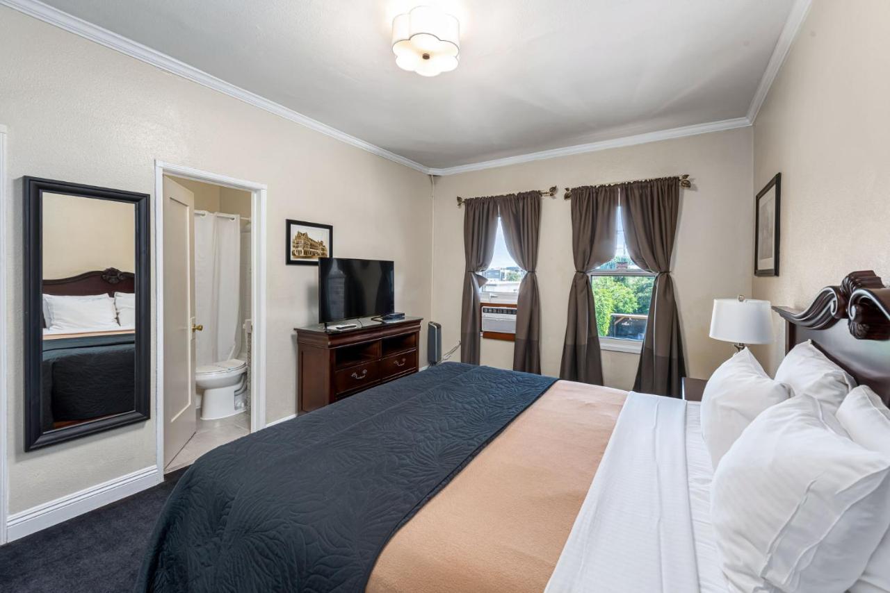 King Room at Hollywood Historic Hotel
