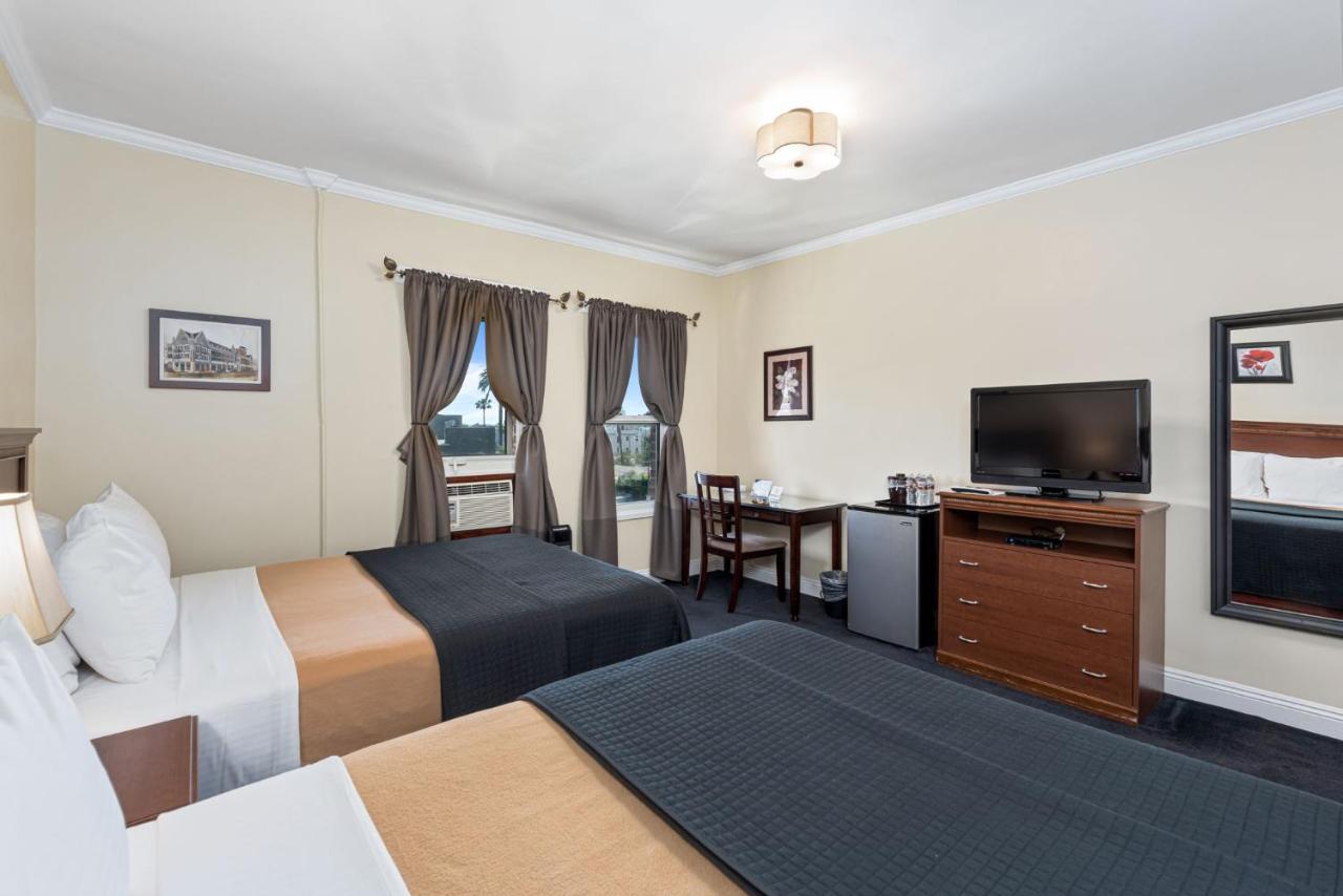 Queen Room with Two Queen Beds at Hollywood Historic Hotel