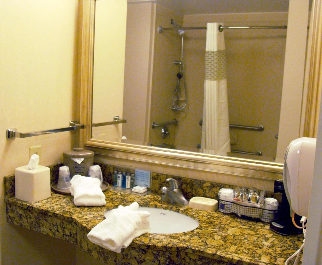 | Hampton Inn Calera