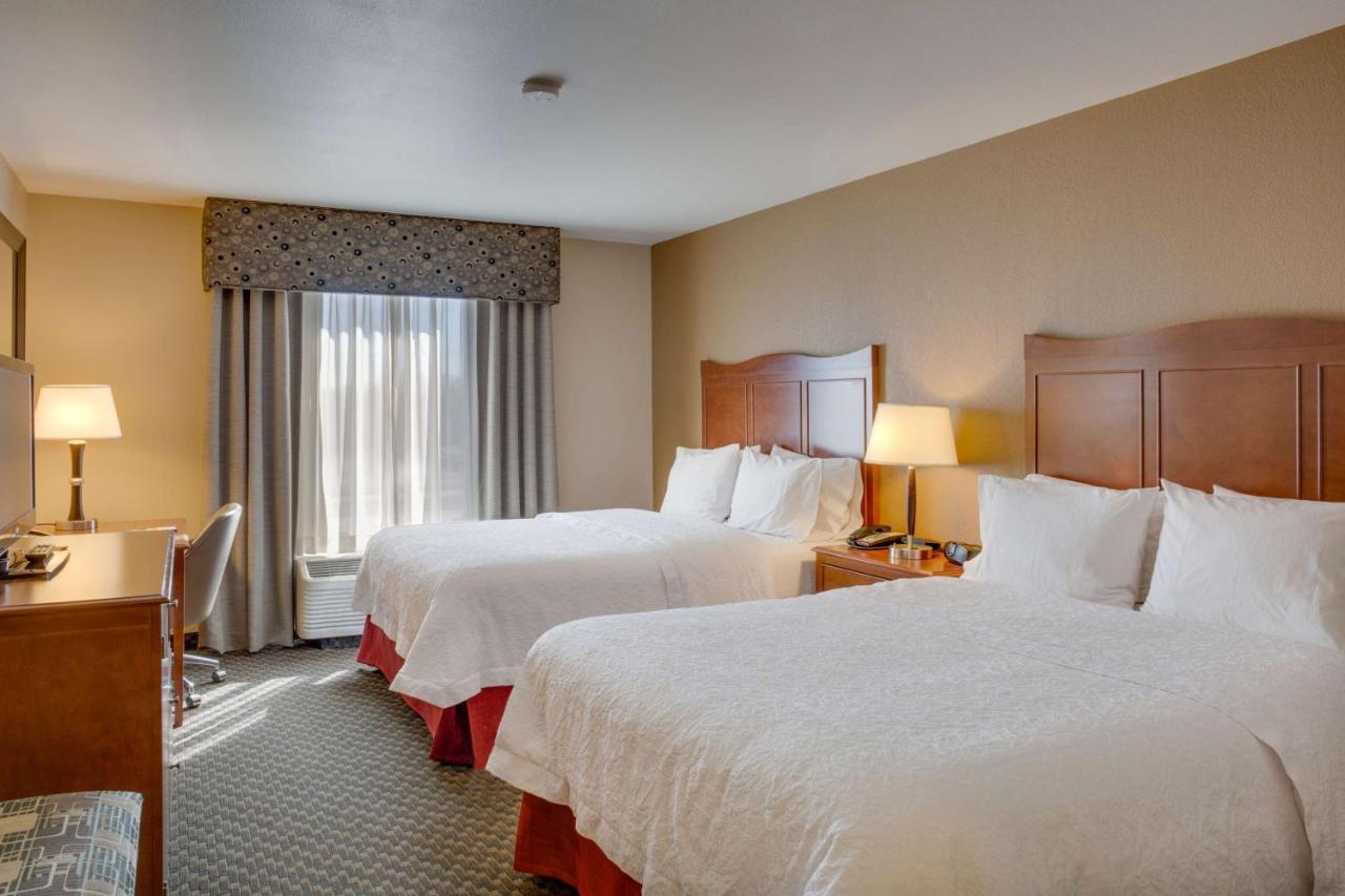 Queen Room with Two Queen Beds - Disability Access at Hampton Inn Chickasha