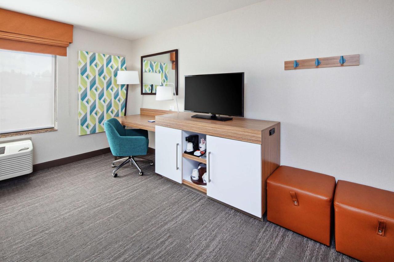 King Room - Non-Smoking at Hampton Inn & Suites Chino Hills