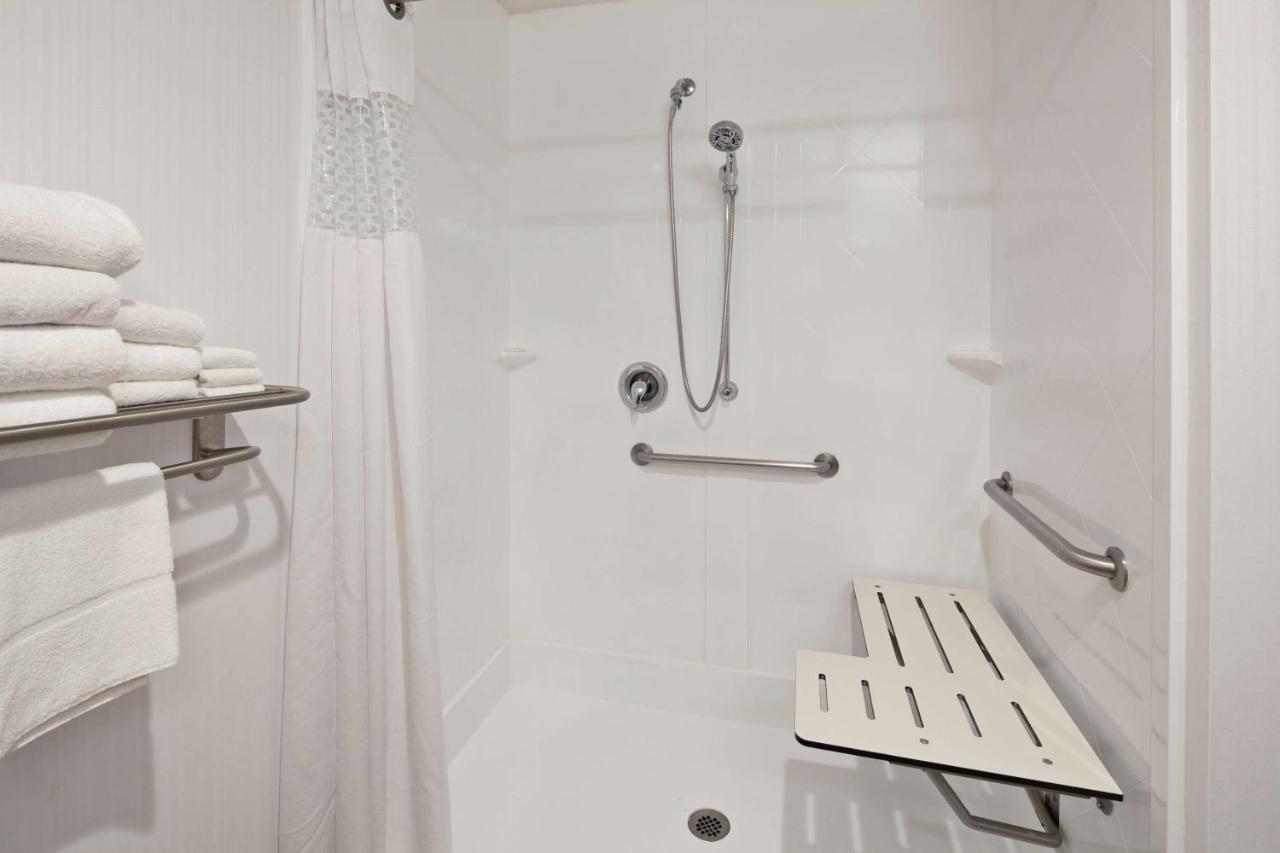 Queen Room with Two Queen Beds and Bath Tub - Disability/Hearing Accessible at Hampton Inn & Suites Chino Hills