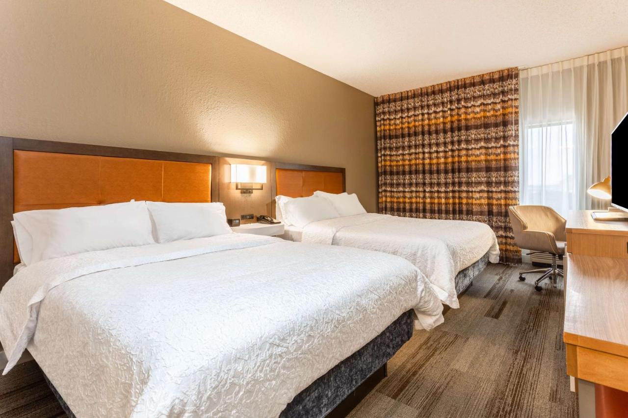 Double Room - Non-Smoking at Hampton Inn - Cedar Rapids