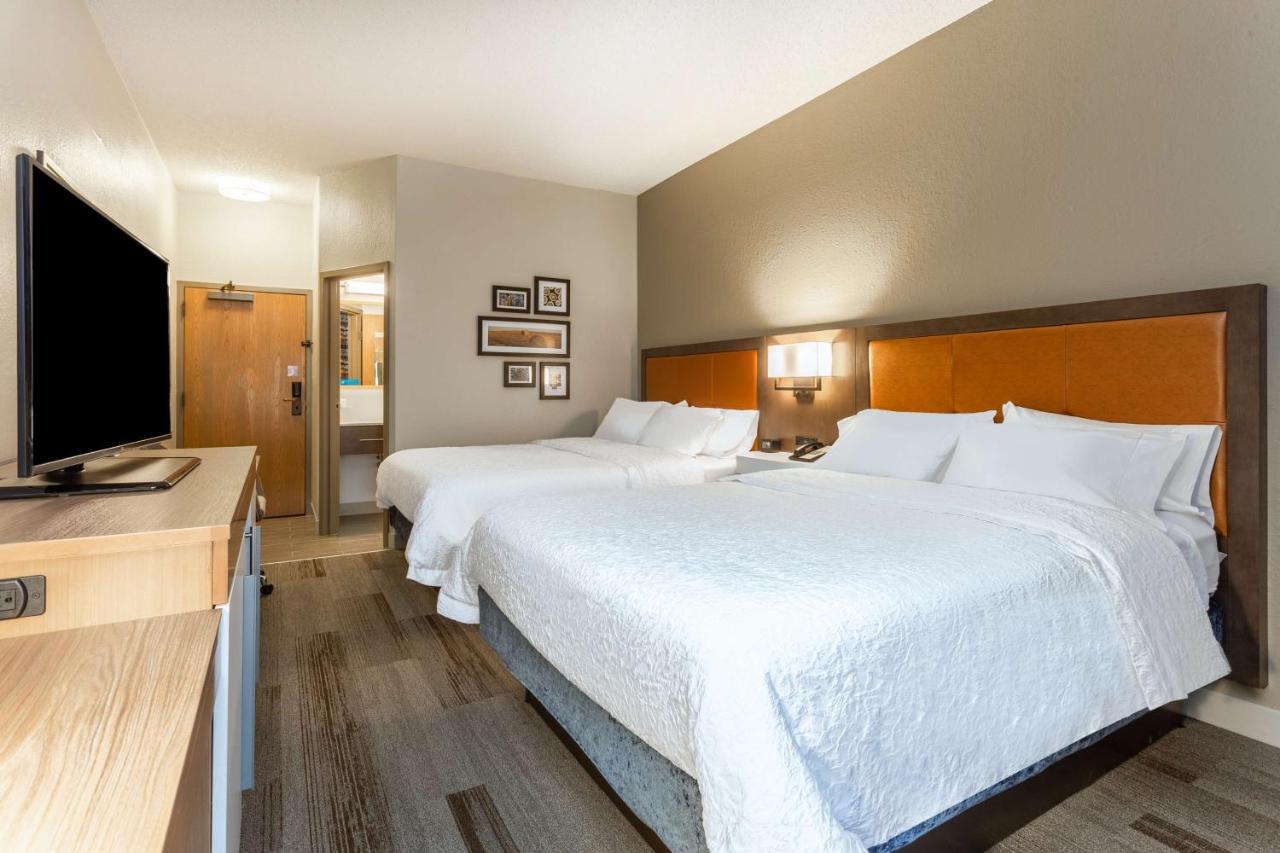Double Room - Non-Smoking at Hampton Inn - Cedar Rapids