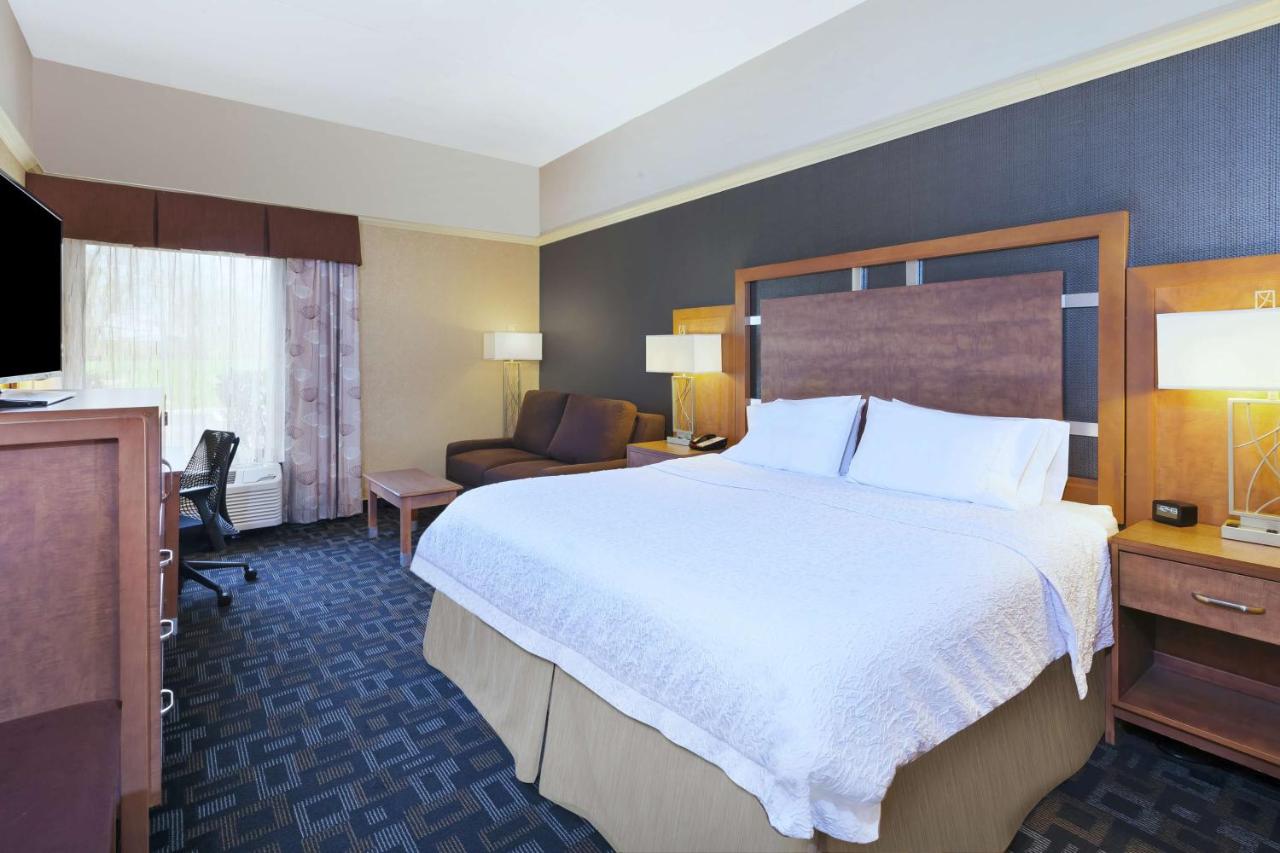 | Hampton Inn Clinton