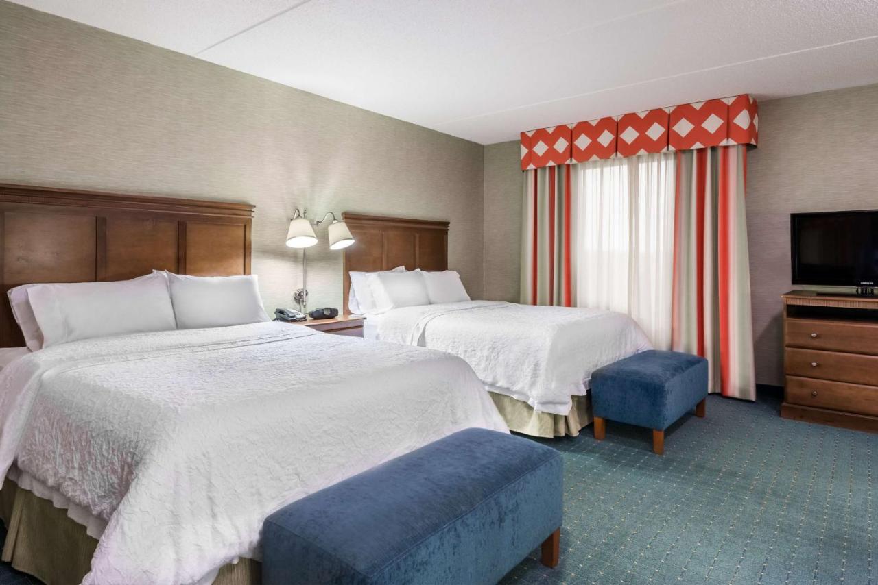 Queen Room with Bath Tub - Mobility Accessible - Non-Smoking at Hampton Inn & Suites Columbus Polaris