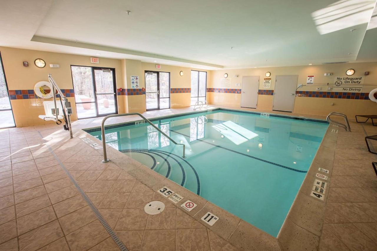 | Hampton Inn & Suites Tilton