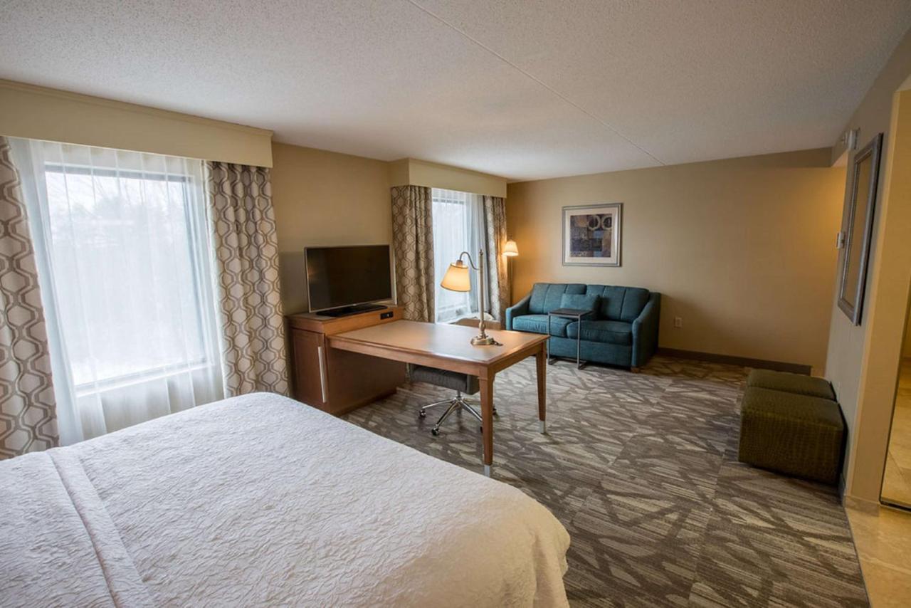 | Hampton Inn & Suites Tilton