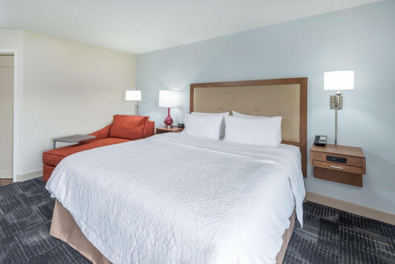 King Study - Non-Smoking at Hampton Inn Columbia