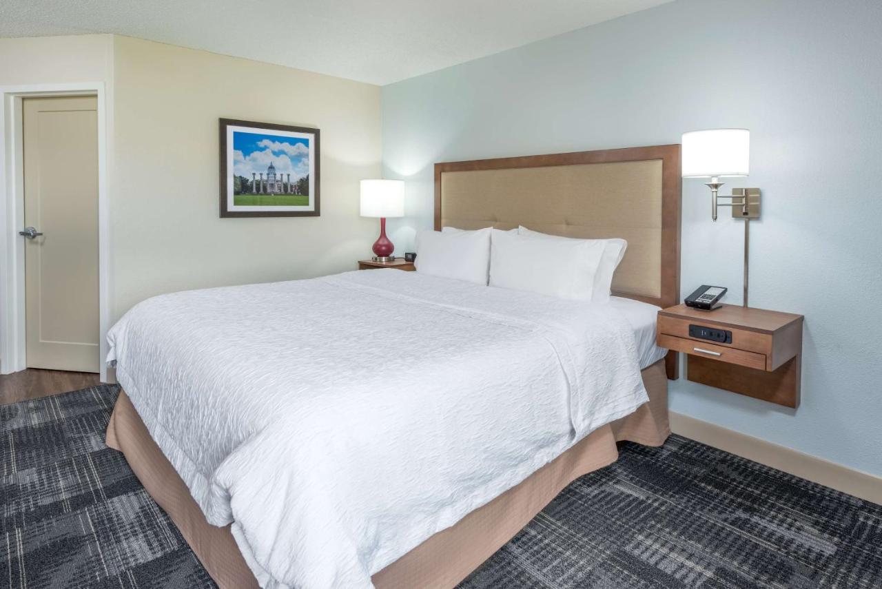 King Room - Non-Smoking at Hampton Inn Columbia