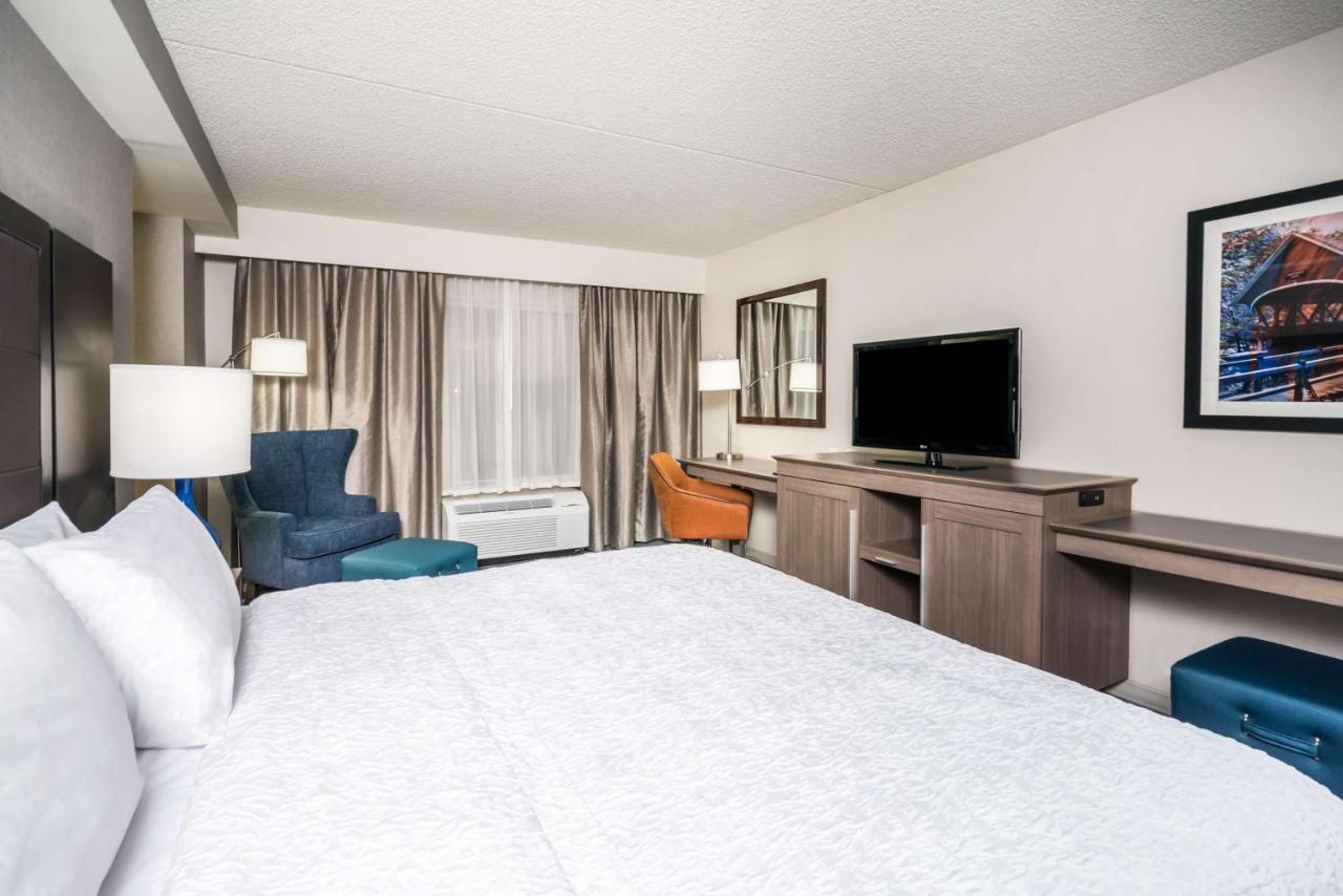 | Hampton Inn Clifton Park