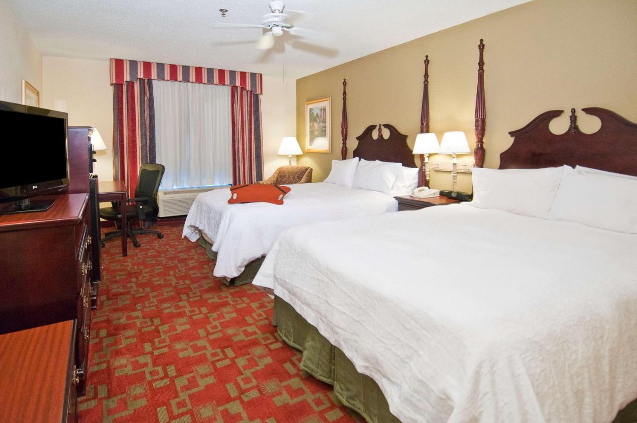 Queen Room with Two Queen Beds - Non-Smoking at Hampton Inn Canton