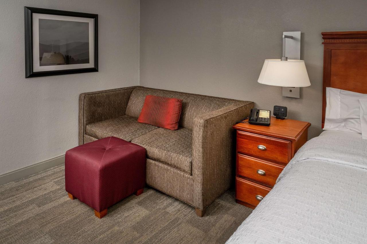 King Study with Sofa Bed - Non-Smoking at Hampton Inn Charleston-Downtown