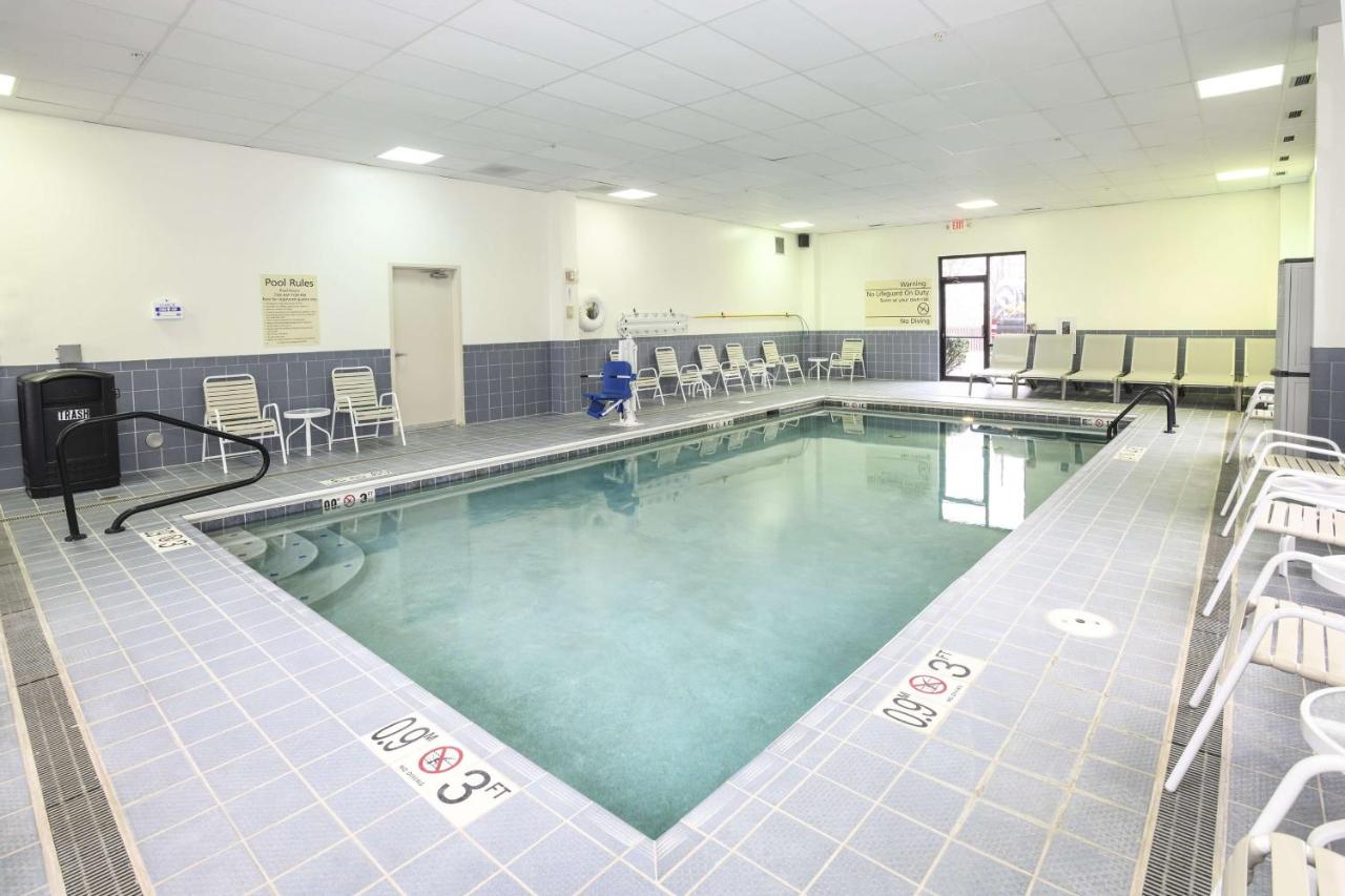 | Hampton Inn Cincinnati Eastgate