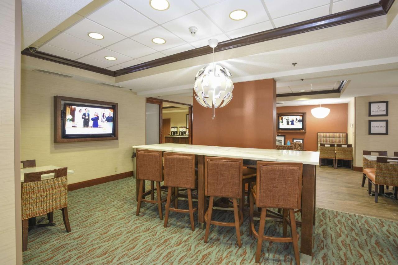 | Hampton Inn Cincinnati Eastgate