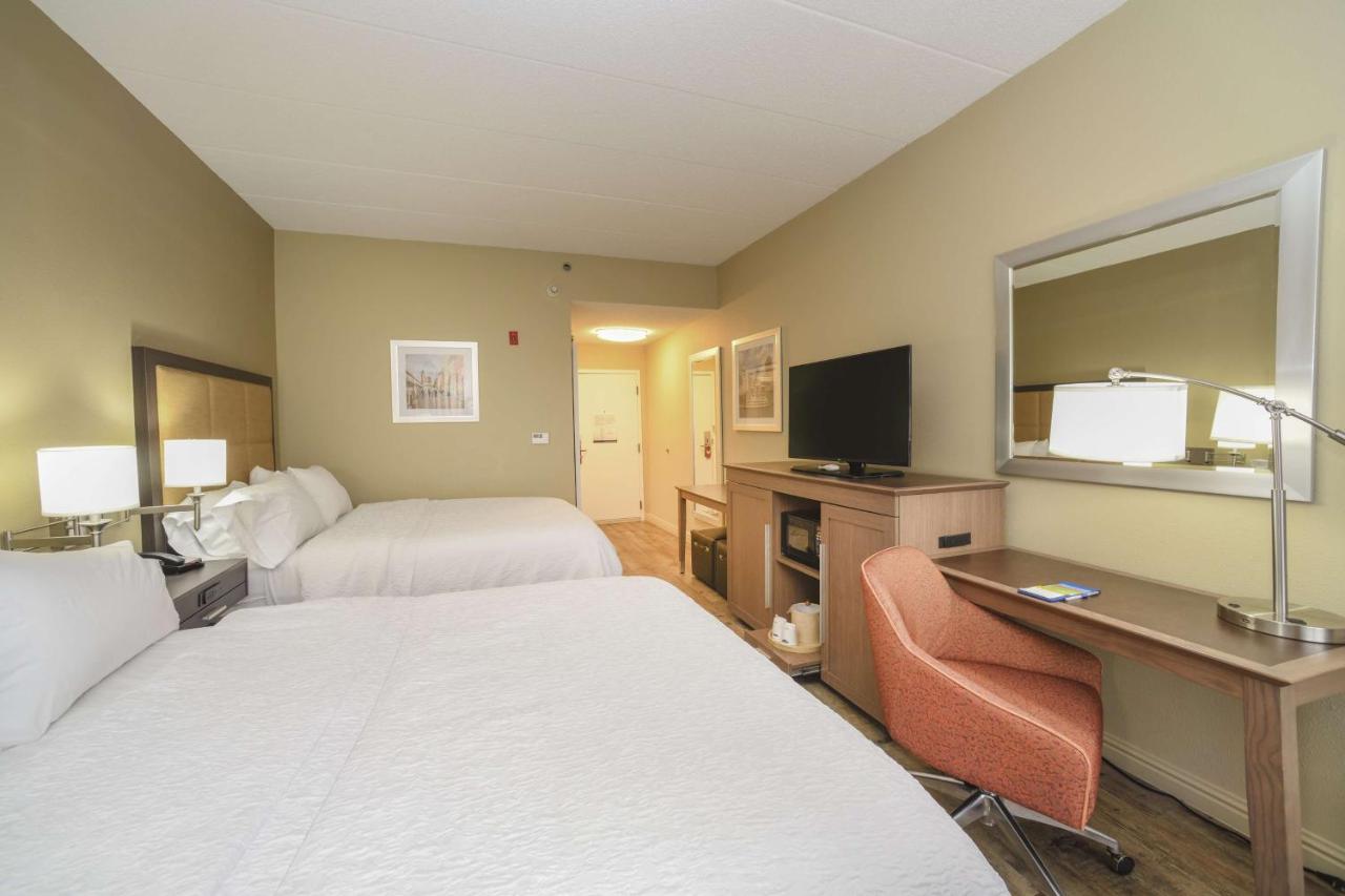 | Hampton Inn Cincinnati Eastgate
