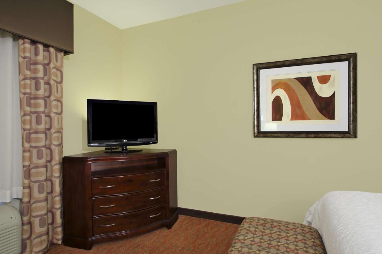 King Room - Non-Smoking at Hampton Inn & Suites Conroe - I-45 North