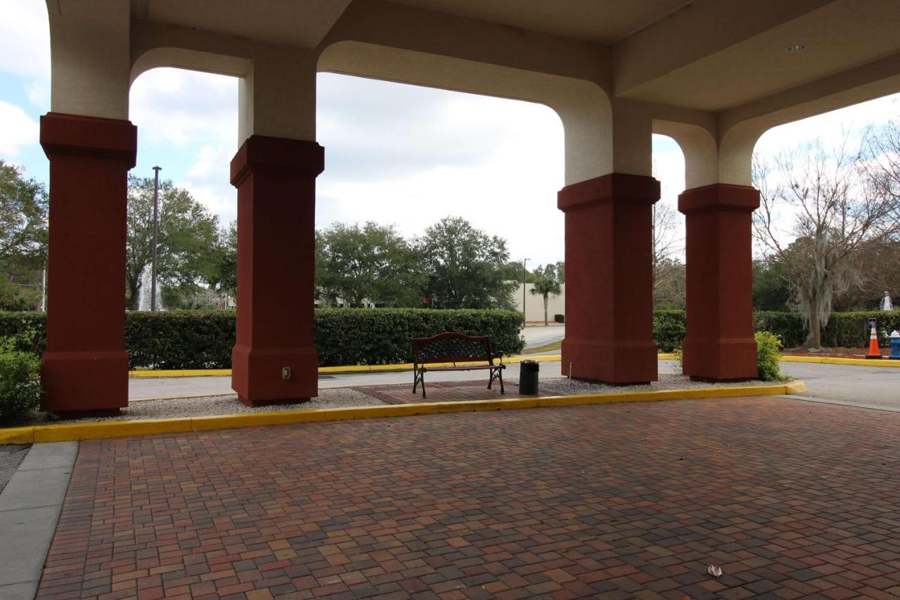 | Hampton Inn & Suites Palm Coast