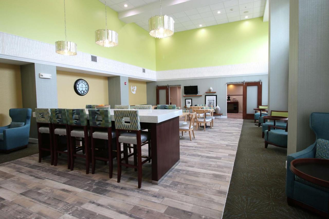 | Hampton Inn & Suites Palm Coast