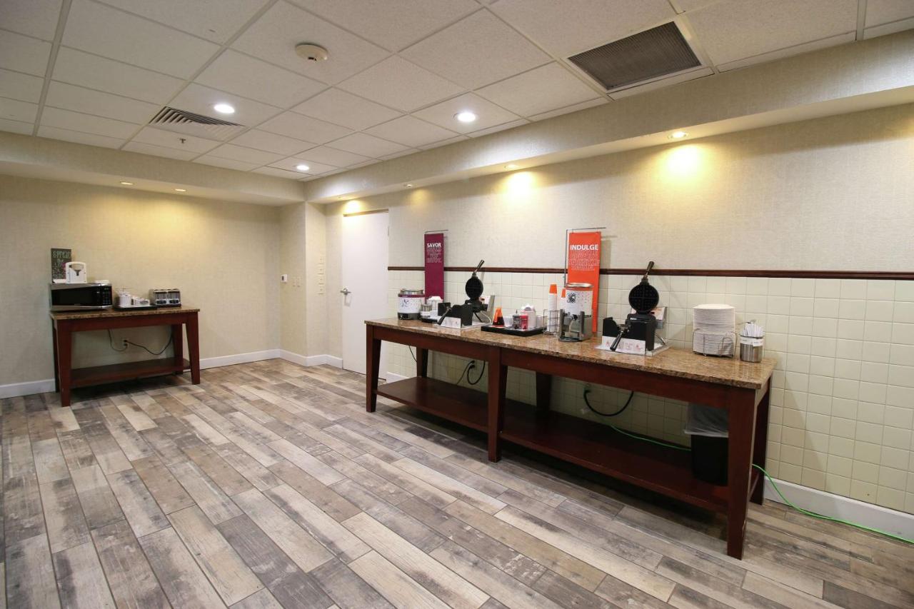 | Hampton Inn & Suites Palm Coast
