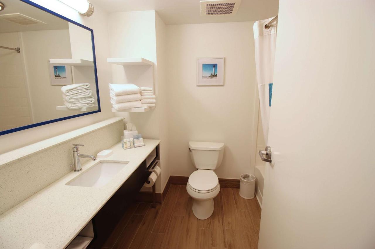 | Hampton Inn & Suites Palm Coast