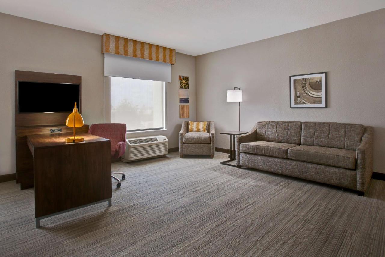 King Studio with Sofa Bed - Non-Smoking at Hampton Inn & Suites Dallas-DeSoto