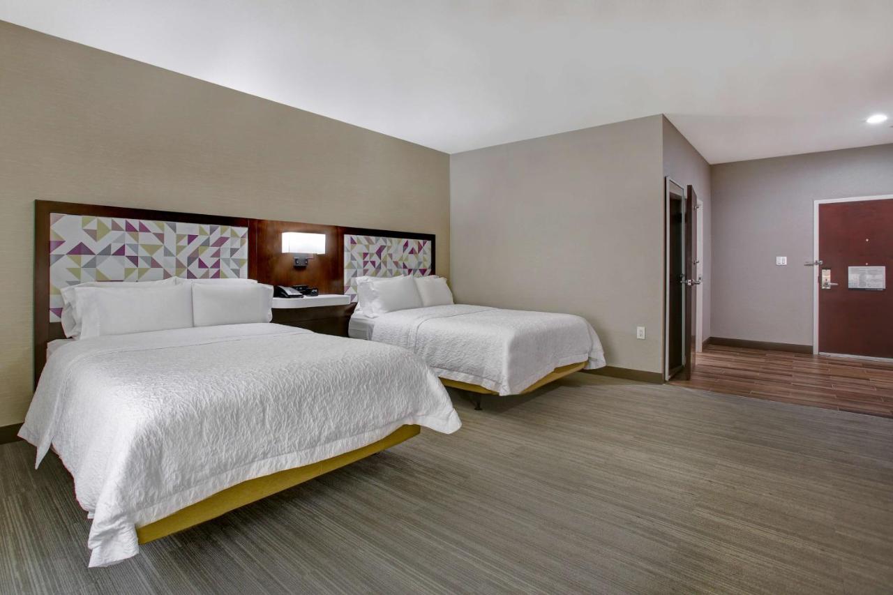 Queen Room with Two Queen Beds - Disability Access with Tub - Non-Smoking at Hampton Inn & Suites Dallas-DeSoto