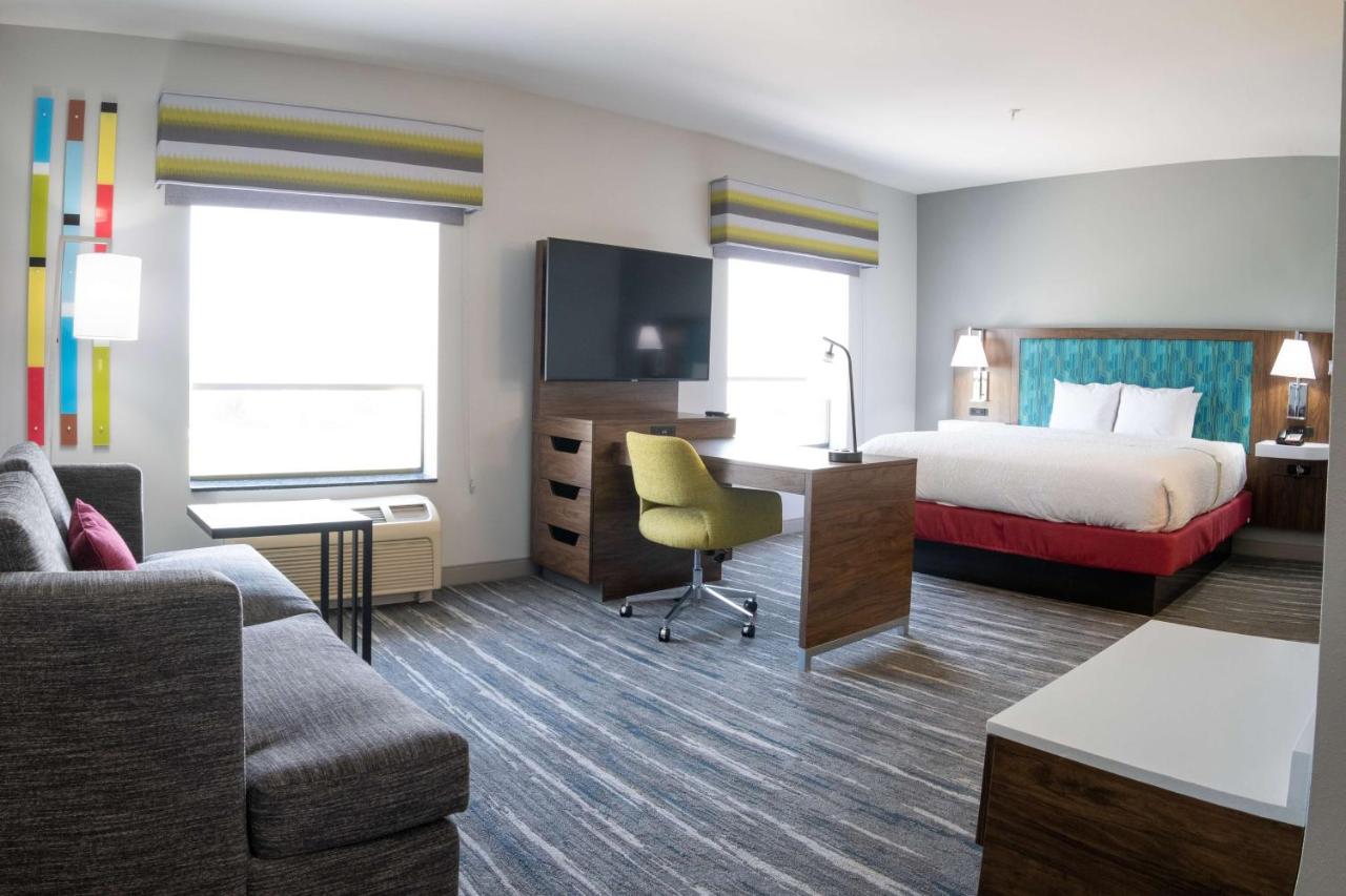 King Studio at Hampton Inn & Suites Dallas/Lewisville-Vista Ridge Mall, TX