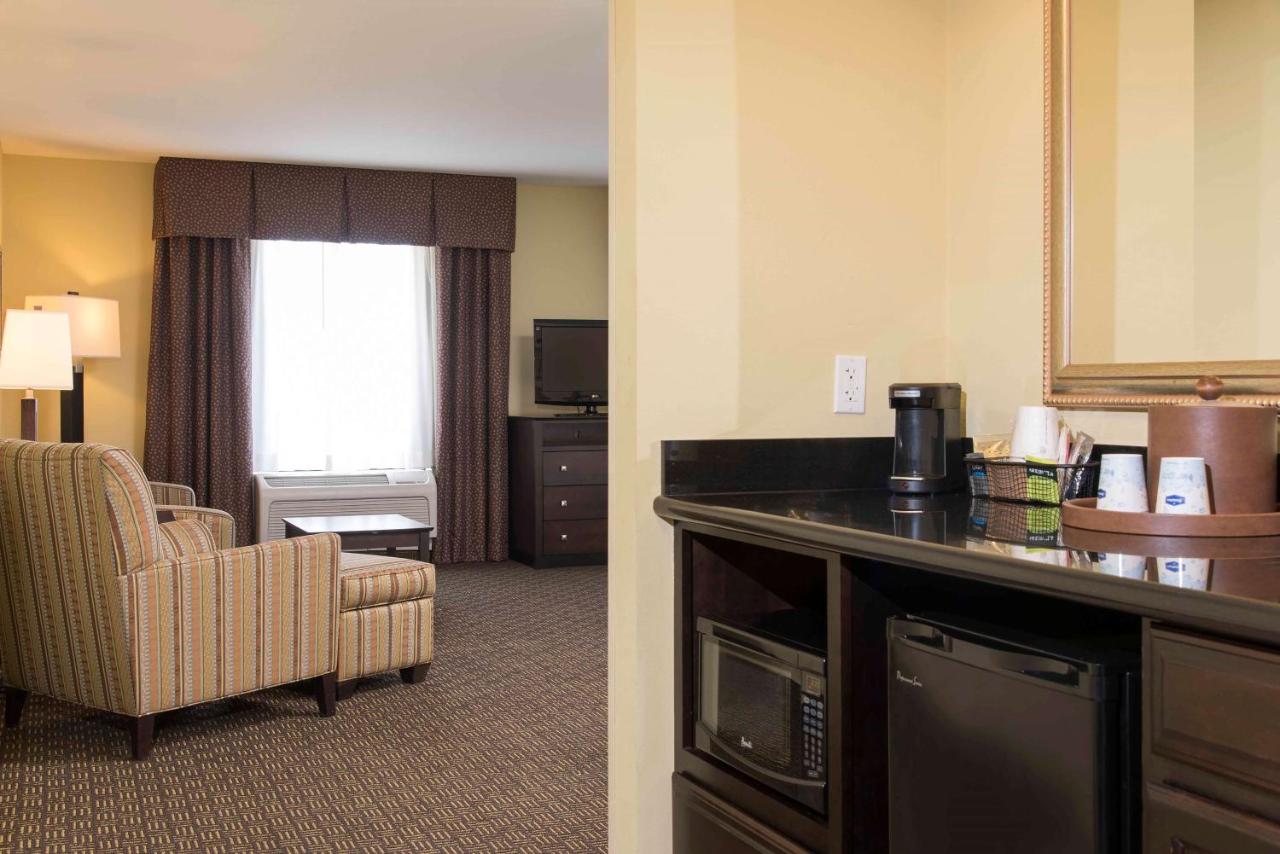 King Studio Suite at Hampton Inn & Suites Danville