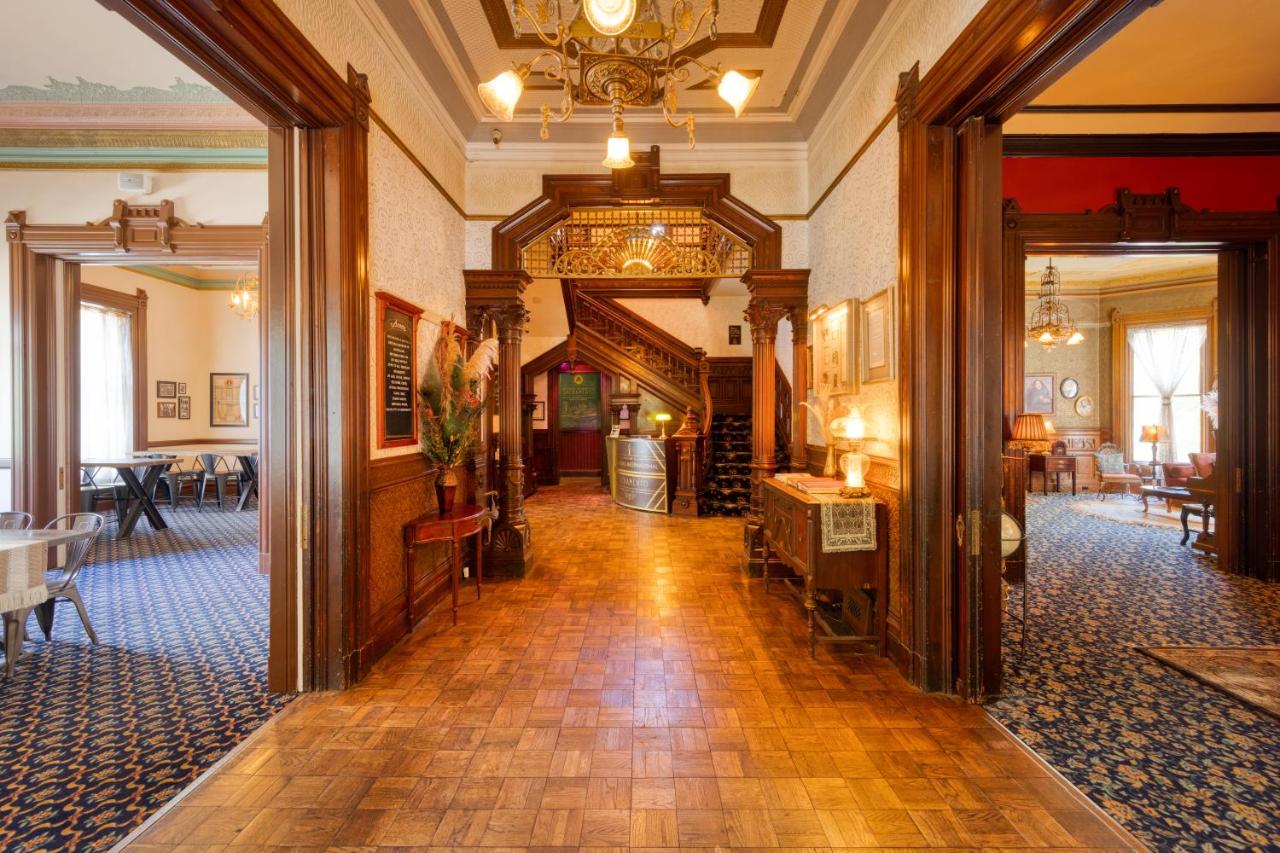 | HI Sacramento Hostel
