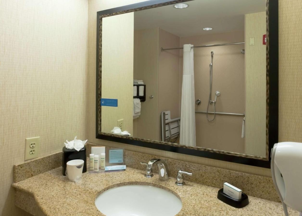 | Hampton Inn North Brunswick