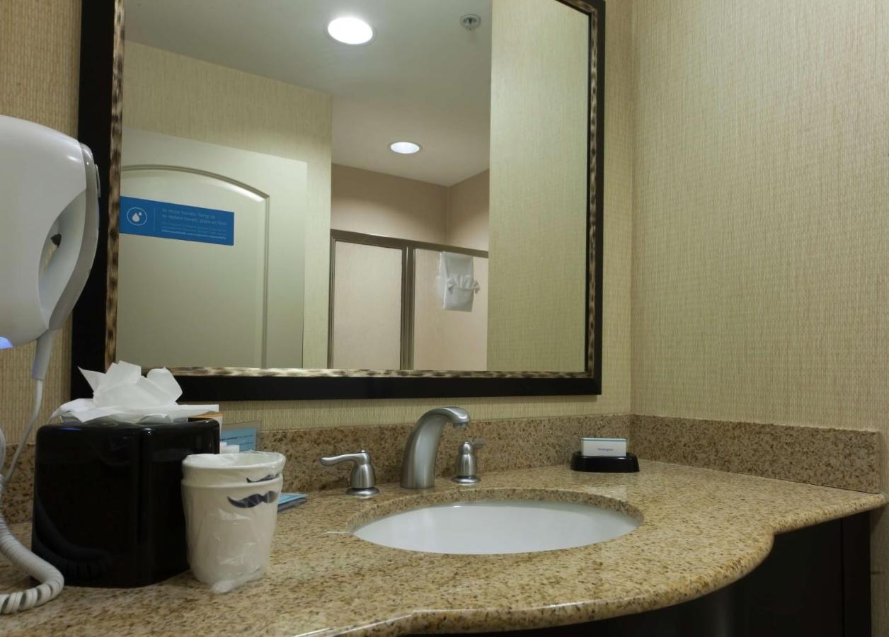 | Hampton Inn North Brunswick
