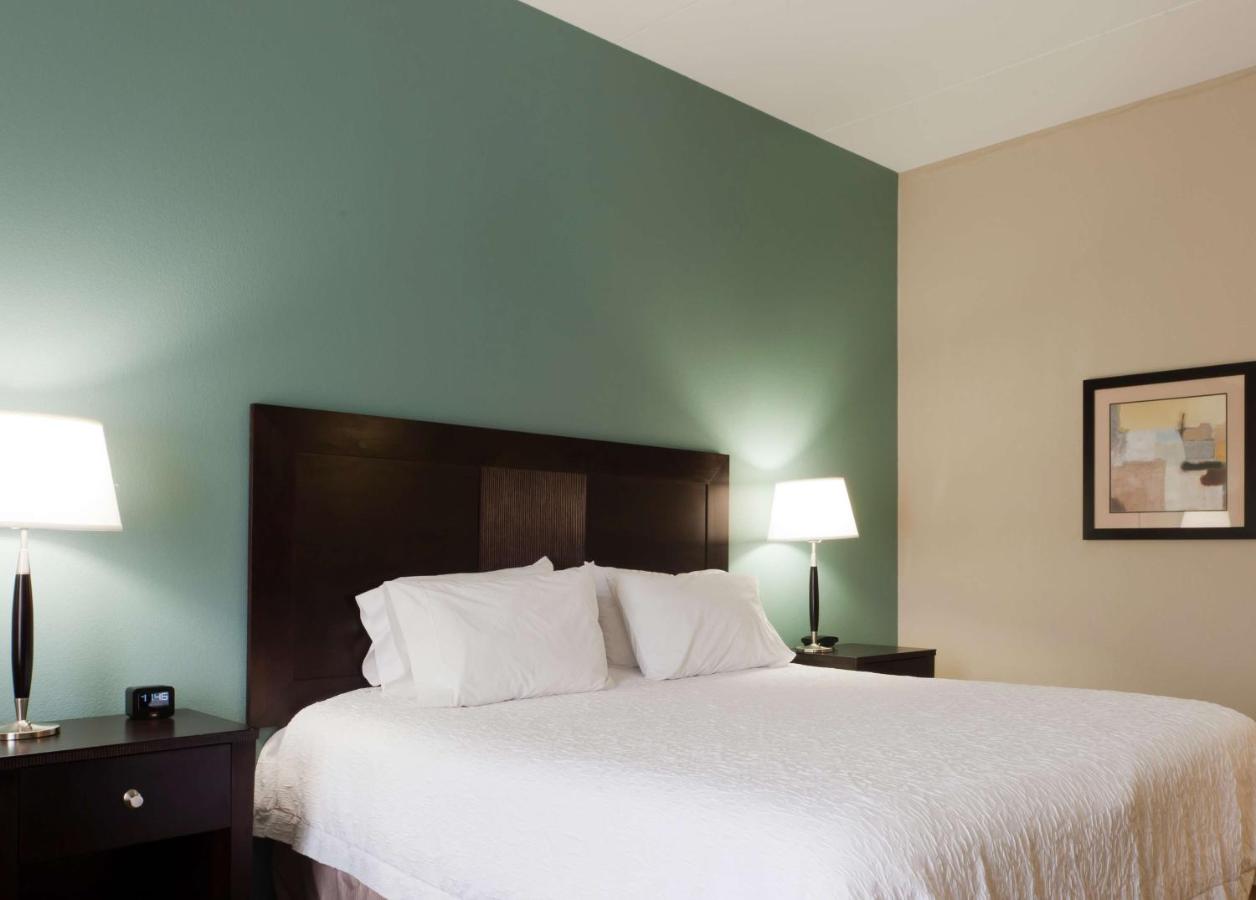 | Hampton Inn North Brunswick