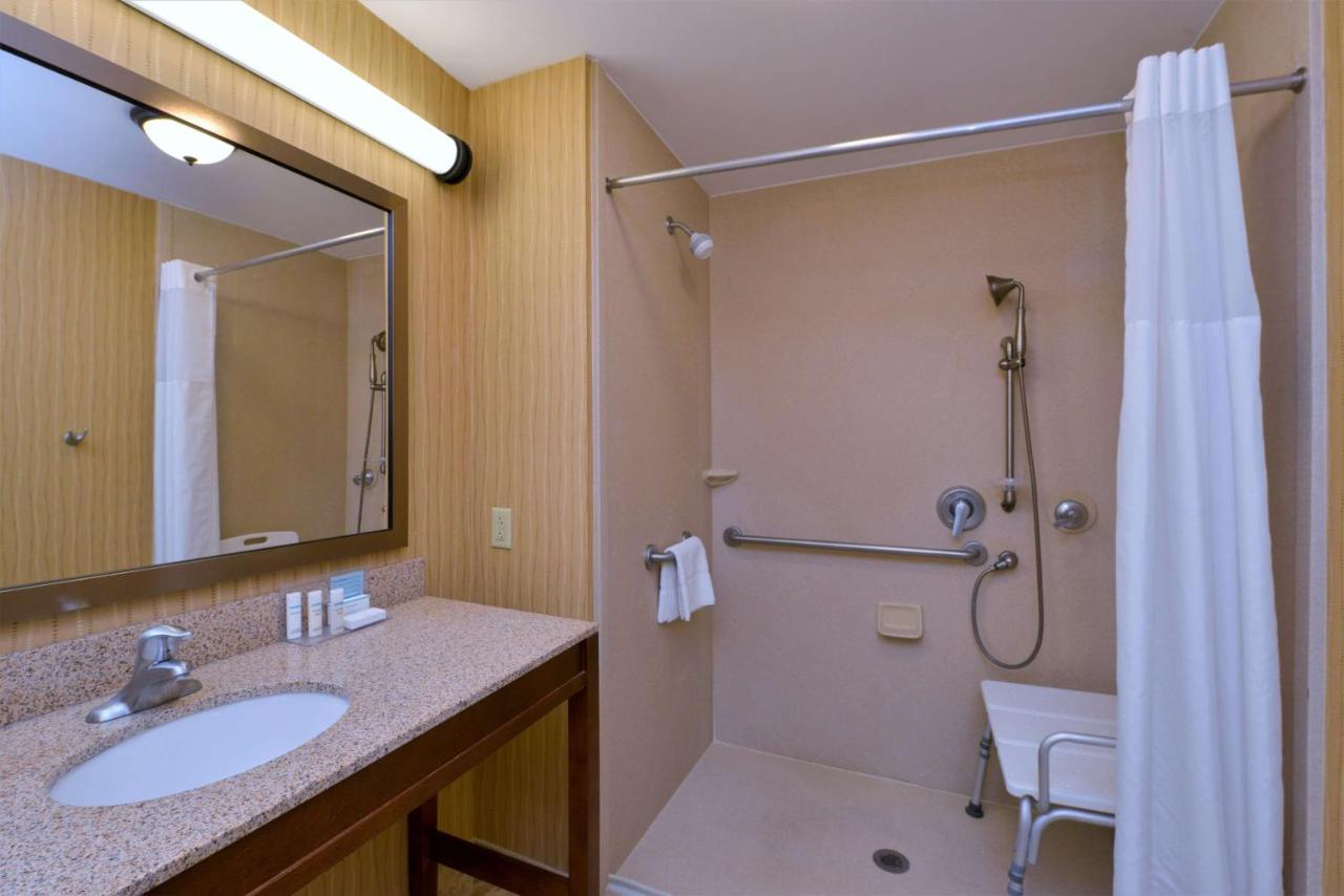 King Room - Disability Access/Hearing Accessible - Non-Smoking at Hampton Inn Frederick