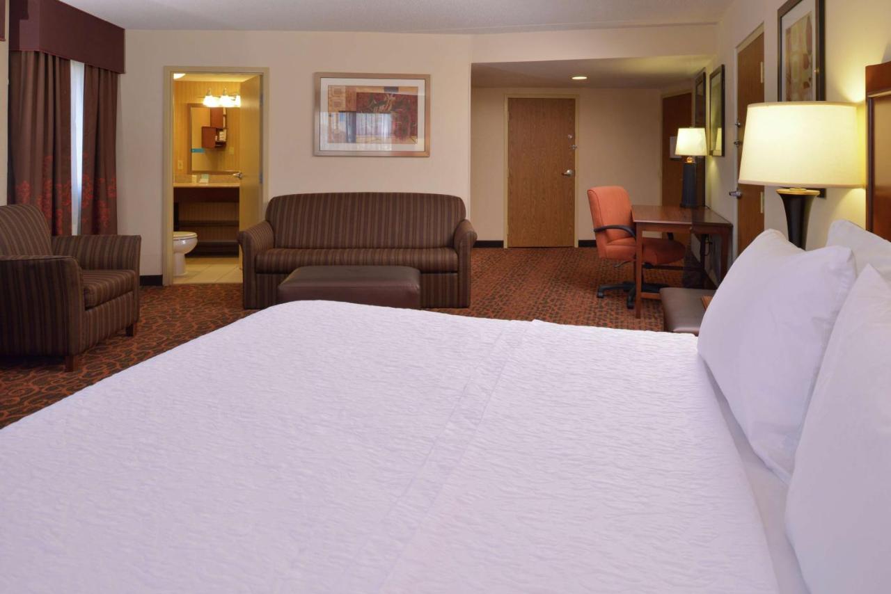 Deluxe Corner King Room with Sofa Bed at Hampton Inn Frederick