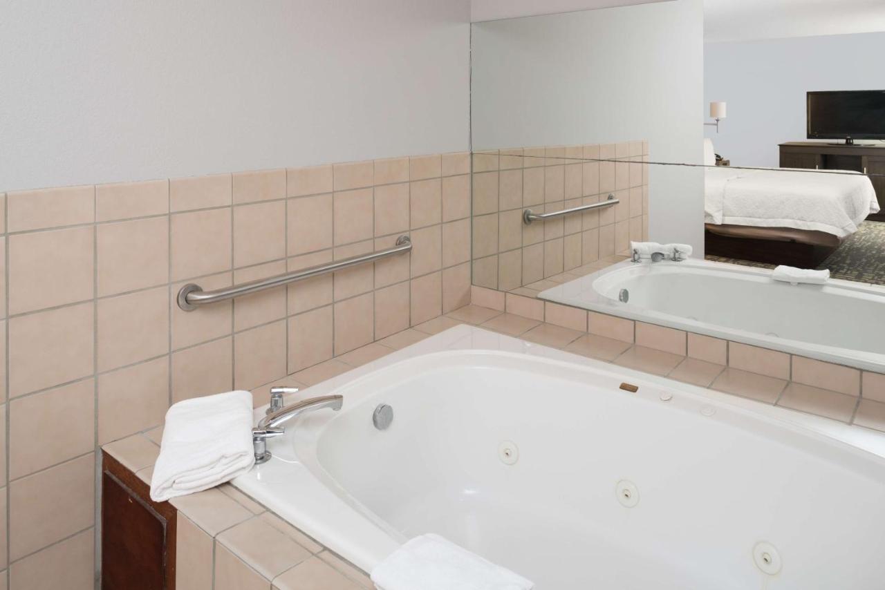 | Hampton Inn North Sioux City