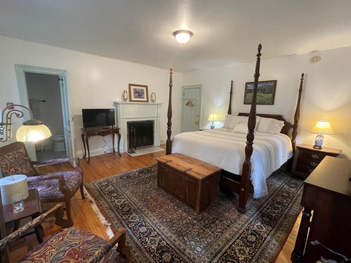 | Arlington Inn & Spa