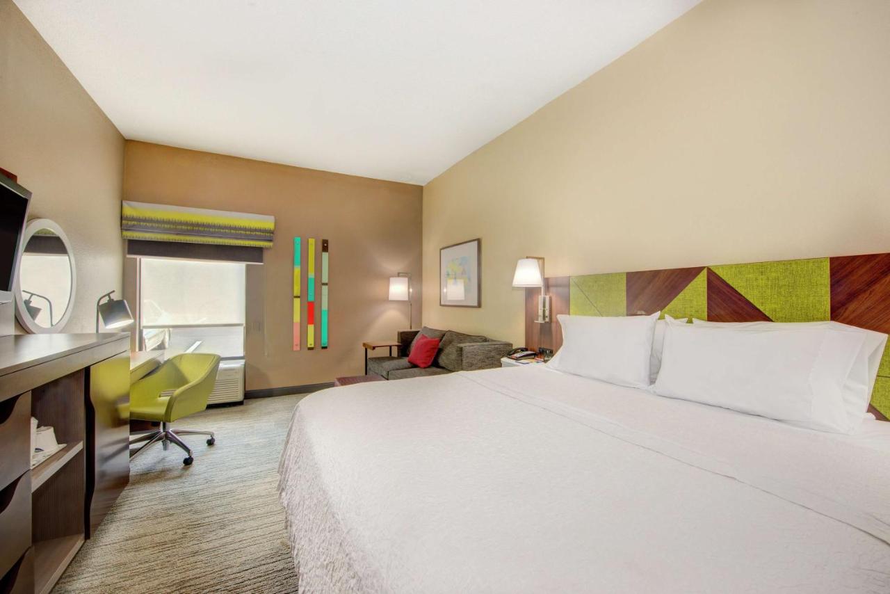 King Room with Sofa Bed - Non-Smoking at Hampton Inn Gaffney