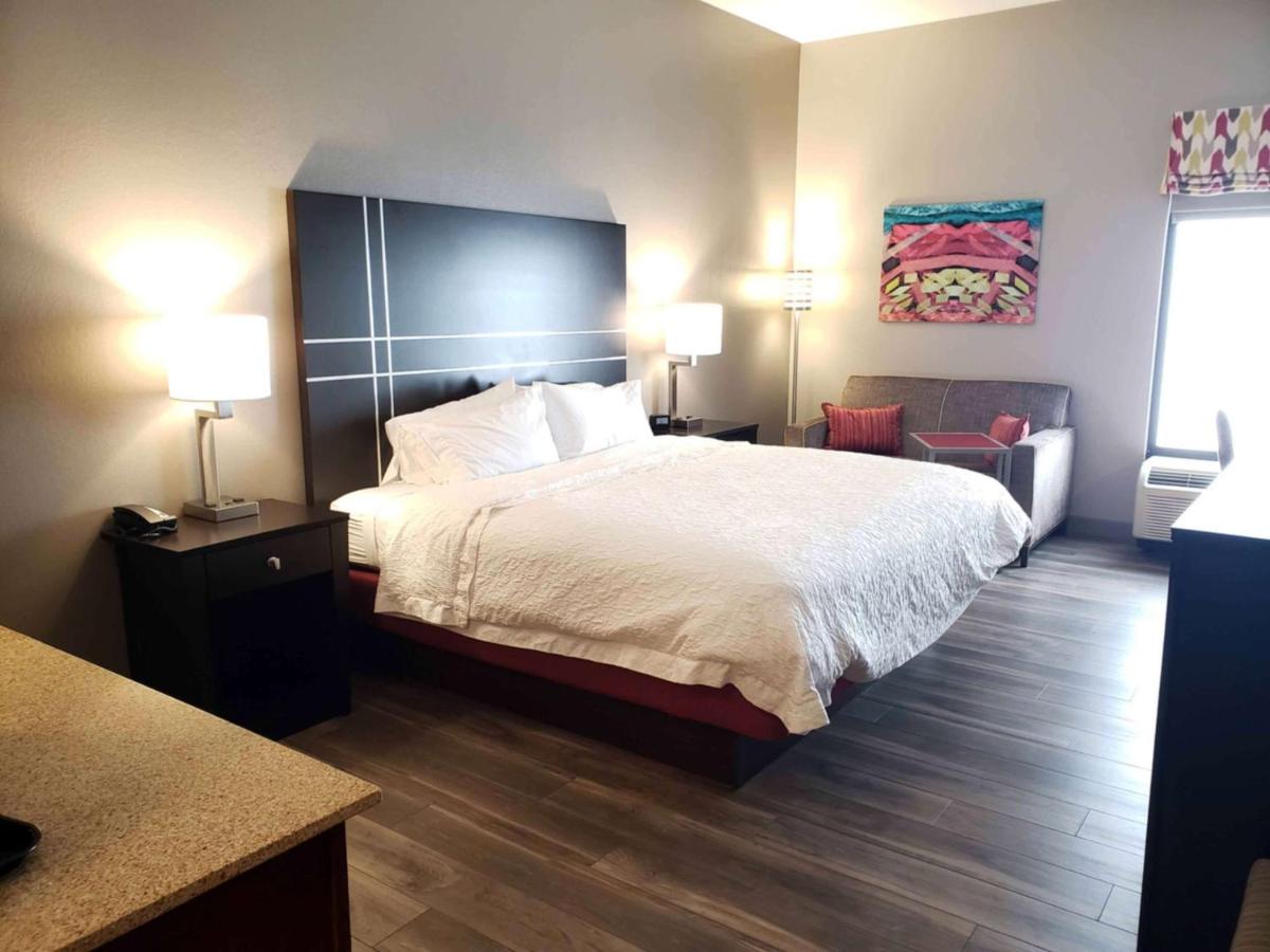 King Room with Sofa Bed at Hampton Inn Greensburg
