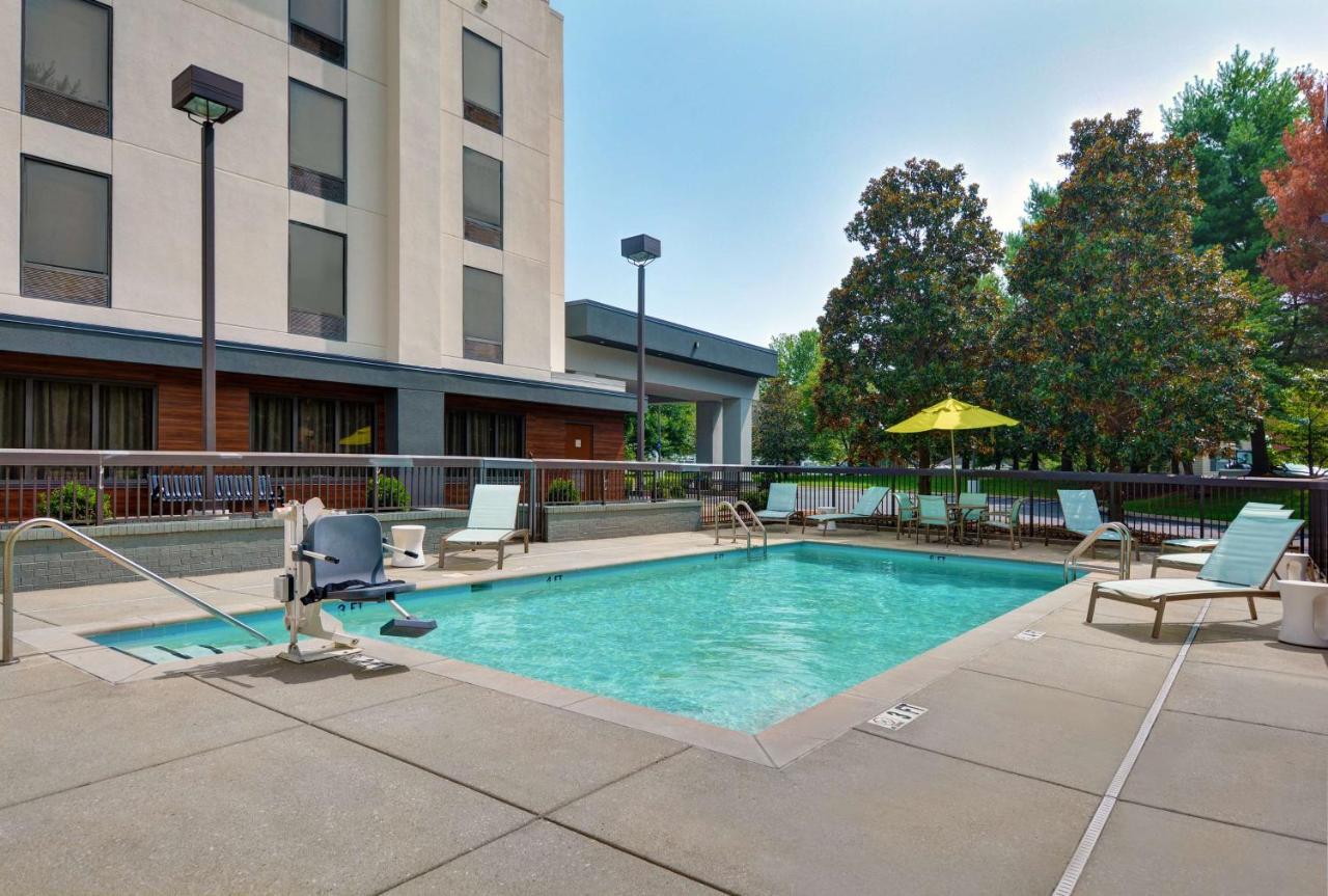 | Hampton Inn Gallatin